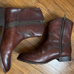 Frye Women's Brown Leather Boots Size 8B